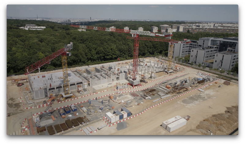 Chantier de construction en région parisienne vu par drone - DCOMDRONE