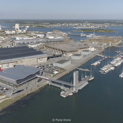 Tournage drone à Lorient La Base dans le Morbihan (56), ancienne base de sous-marin et pôle voile de compétition pour la télévision japonaise Asahi