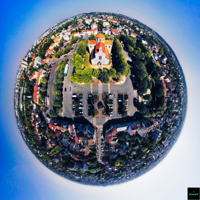 Prise de vue panoramique de Notre Dame du Rosaire à Saint-Maur des fossés en version "little big planet". 